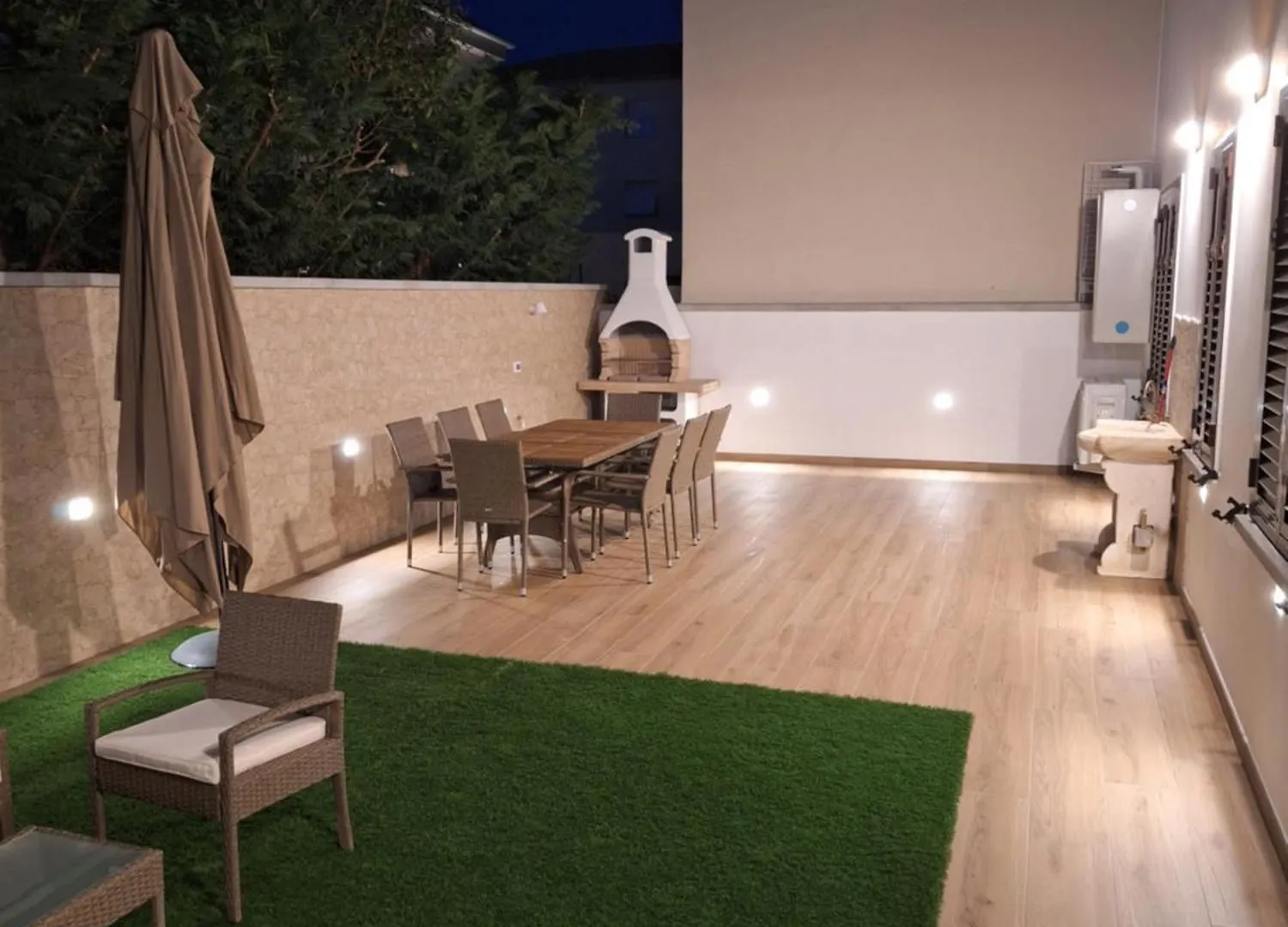 Dd House Family Holiday Apartment تشيزينا إيطاليا